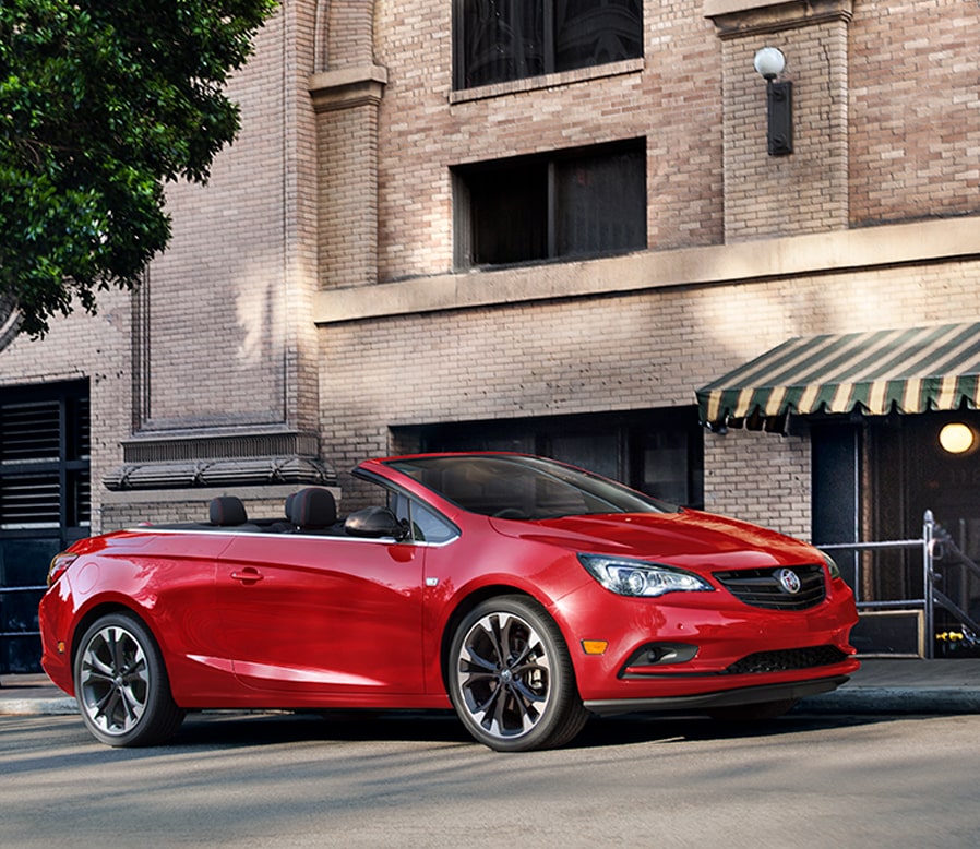 Image of the 2018 Buick Cascada luxury convertible.