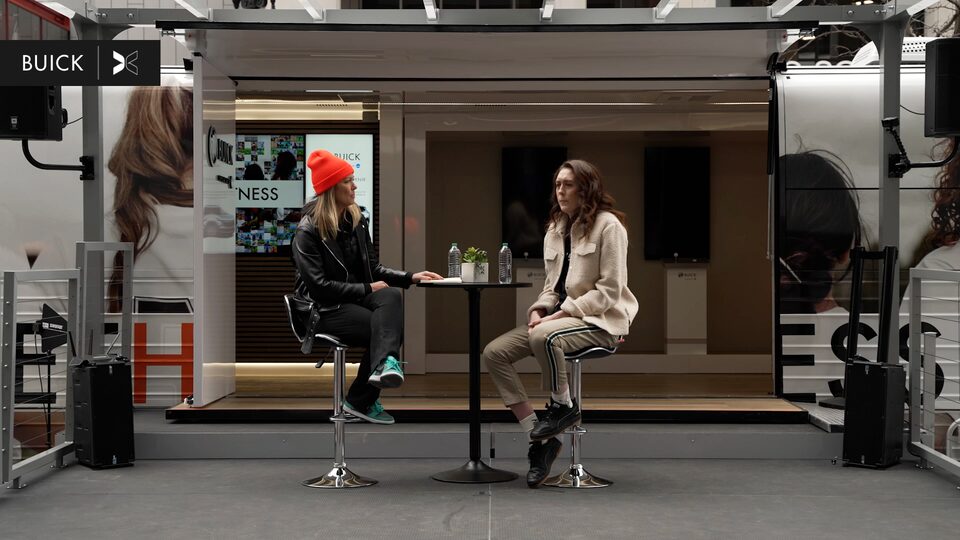 Brooke Baldwin Sitting Down Chatting With Sue Bird On Buick Huddle