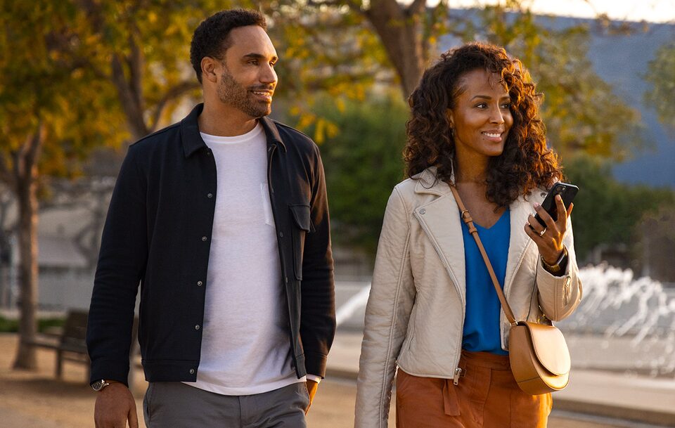 Women Utilizing The MyBuick App Vehicle Locator on her Smart Phone
