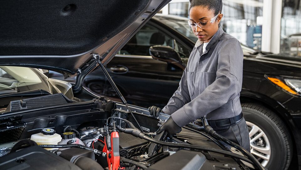 Redeem and Earn with the GM Business Card When Taking Your Vehicle in for Service