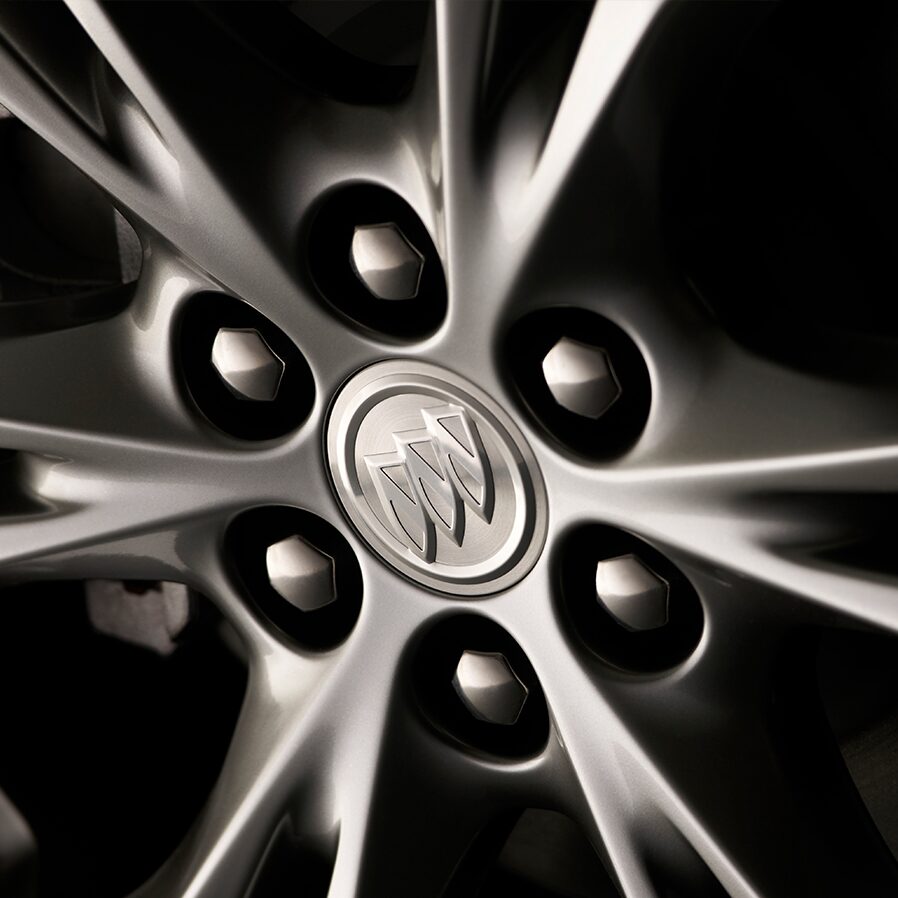 2020 Buick Avenir Wheel