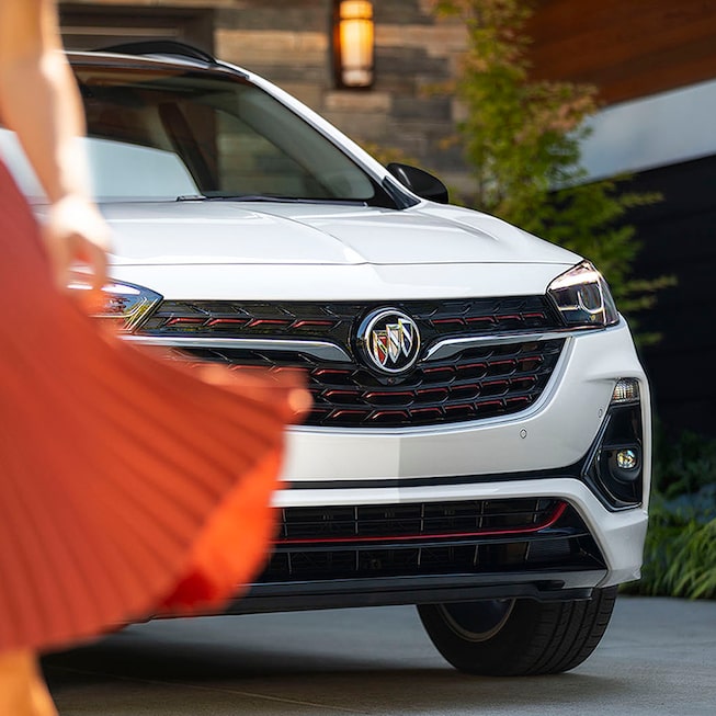 2020 Buick Encore GX Sport Touring Grille Close Up