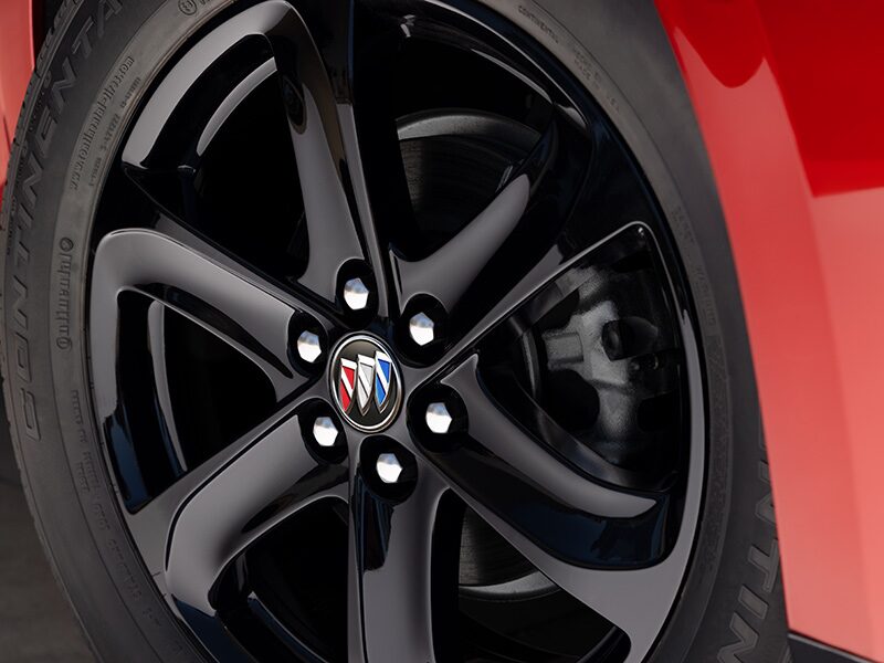Close-up on the Stunning Black Rim of the Buick Enclave