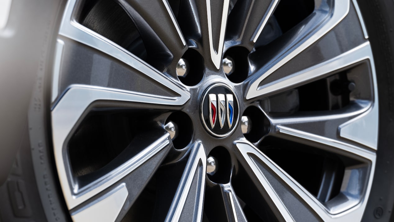 Close-up of the Wheel on a 2024 Buick Envision