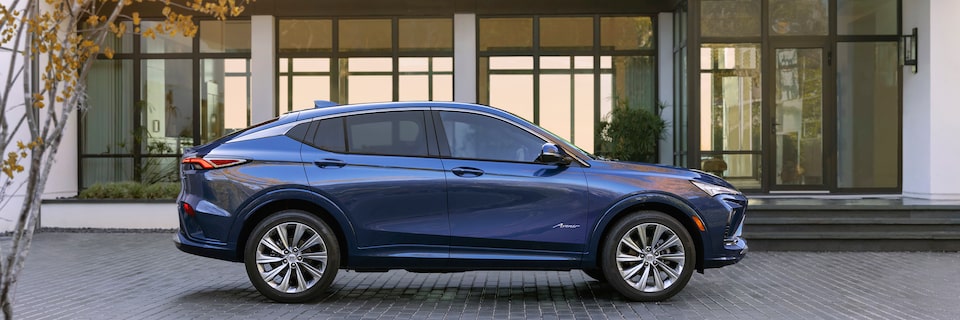 A Side Profile View of the Buick Envista Parked