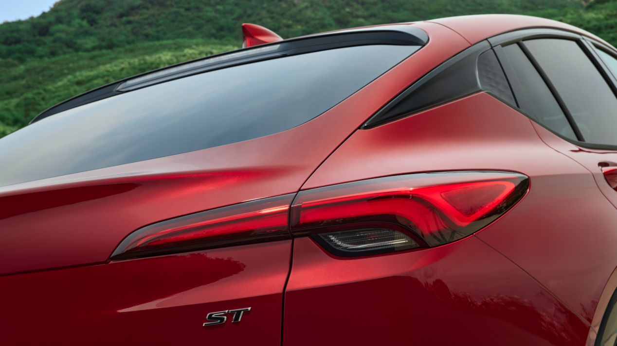 Back View of the 2024 Buick Envista's Tail Light