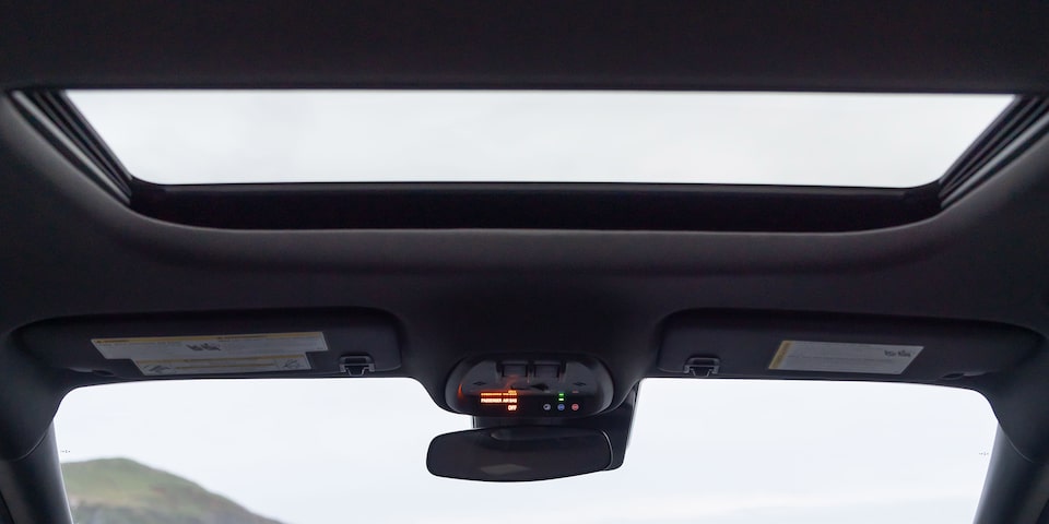 2025 Envista ST Premium Crossover  Sport SUV  Buick