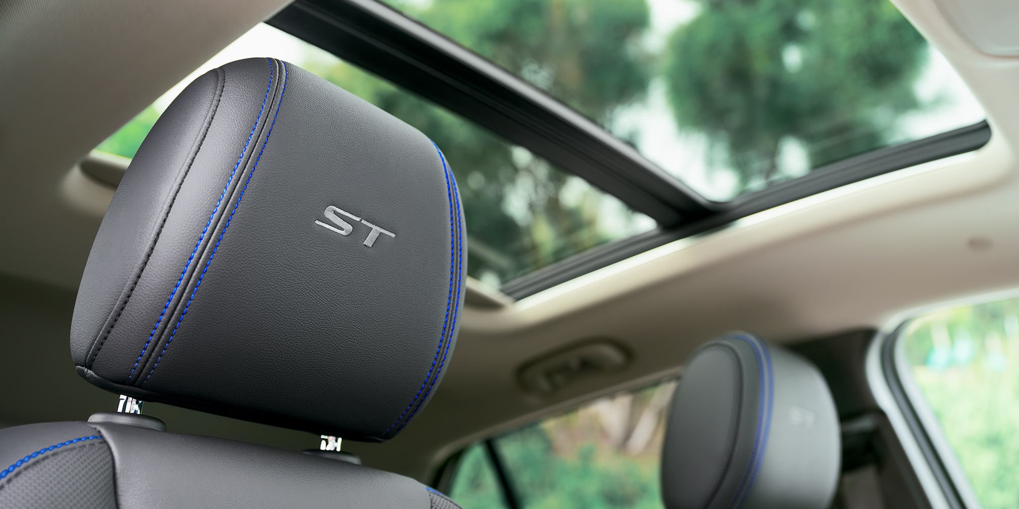 Available Panoramic Moonroof in the 2026 Buick Encore GX ST Sporty SUV