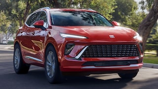 Front Three-Quarters View of the 2026 Buick Envision Avenir Luxury SUV