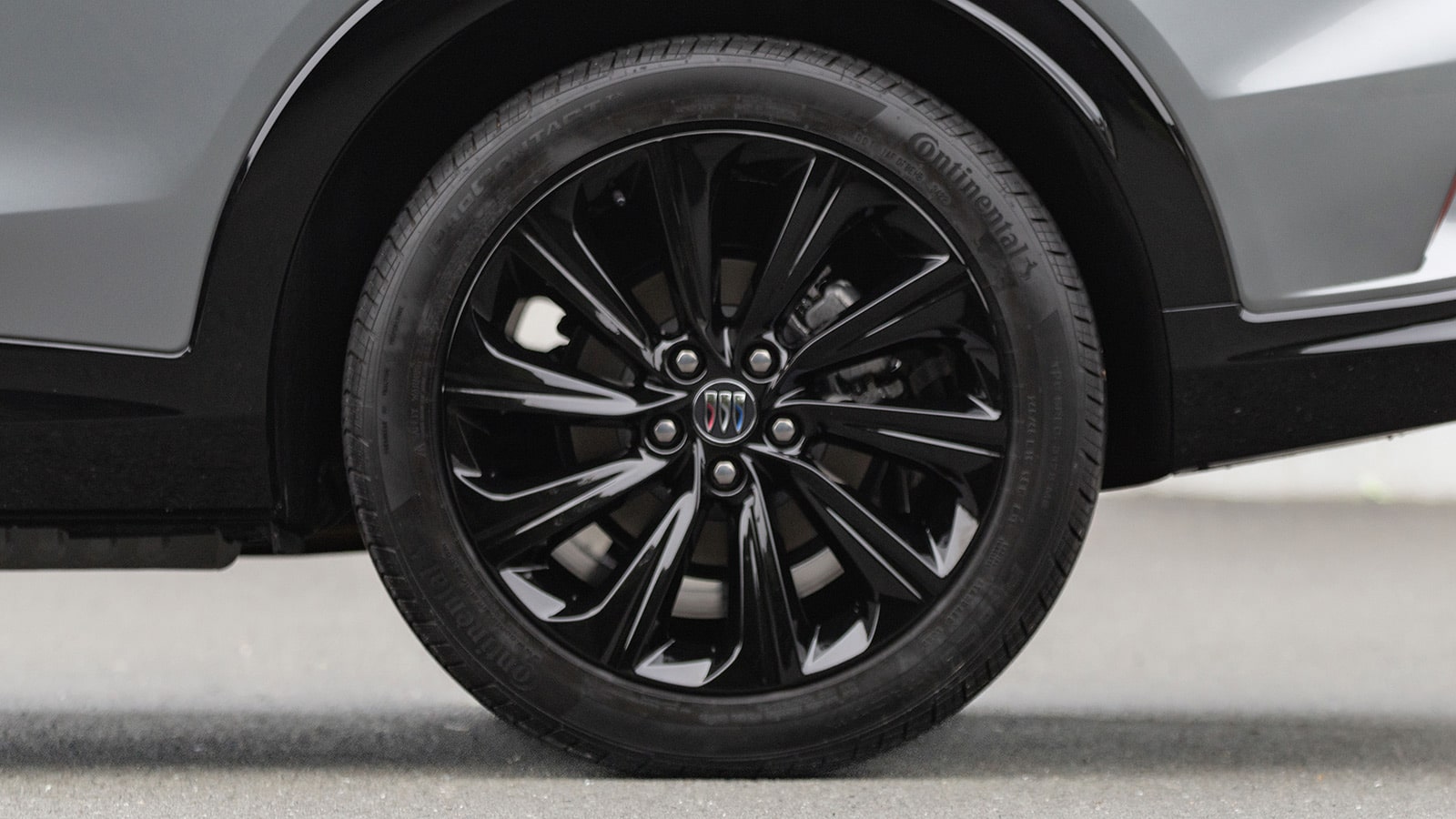 Close-up Rear Side View of the 2026 Buick Envista's 19" Wheel and Trunk