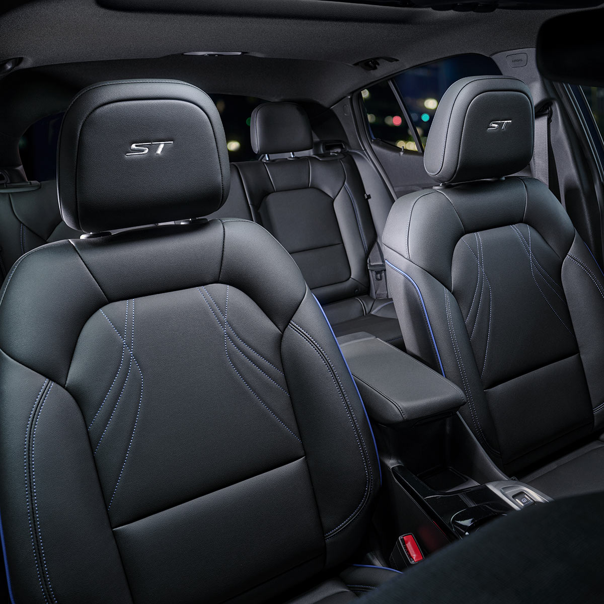 Dashboard View of the 2026 Buick Envista Athletic-inspired Interior with Santorini Blue Accents