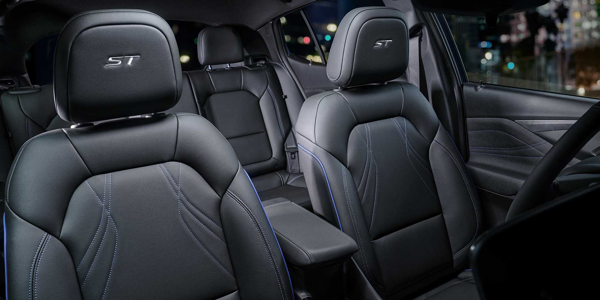 Dashboard View of the 2026 Buick Envista Athletic-inspired Interior with Santorini Blue Accents